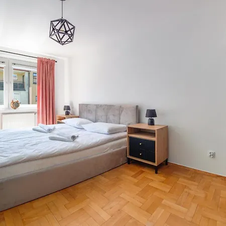 Lesna Ii, Sun & Snow *