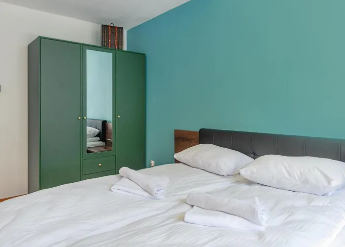 Lesna Ii, Sun & Snow *